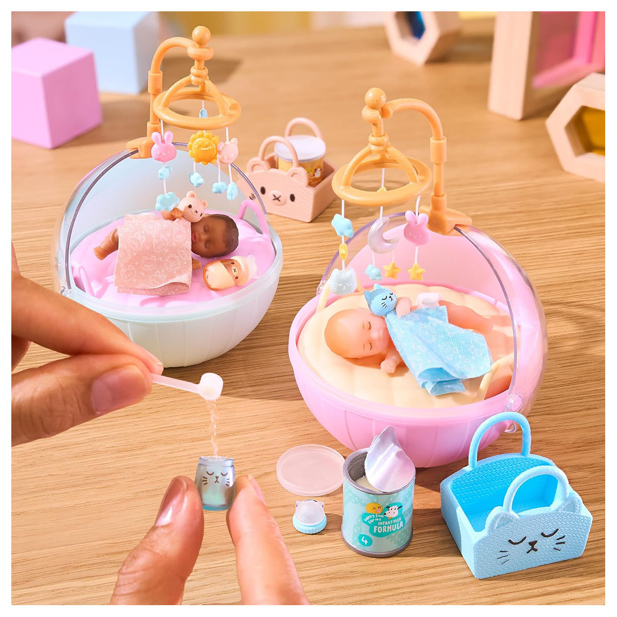 MGA Miniverse Make It Mini Real Baby Nurture Mystery Ball Baby Care Sammlerstück – Bild 4