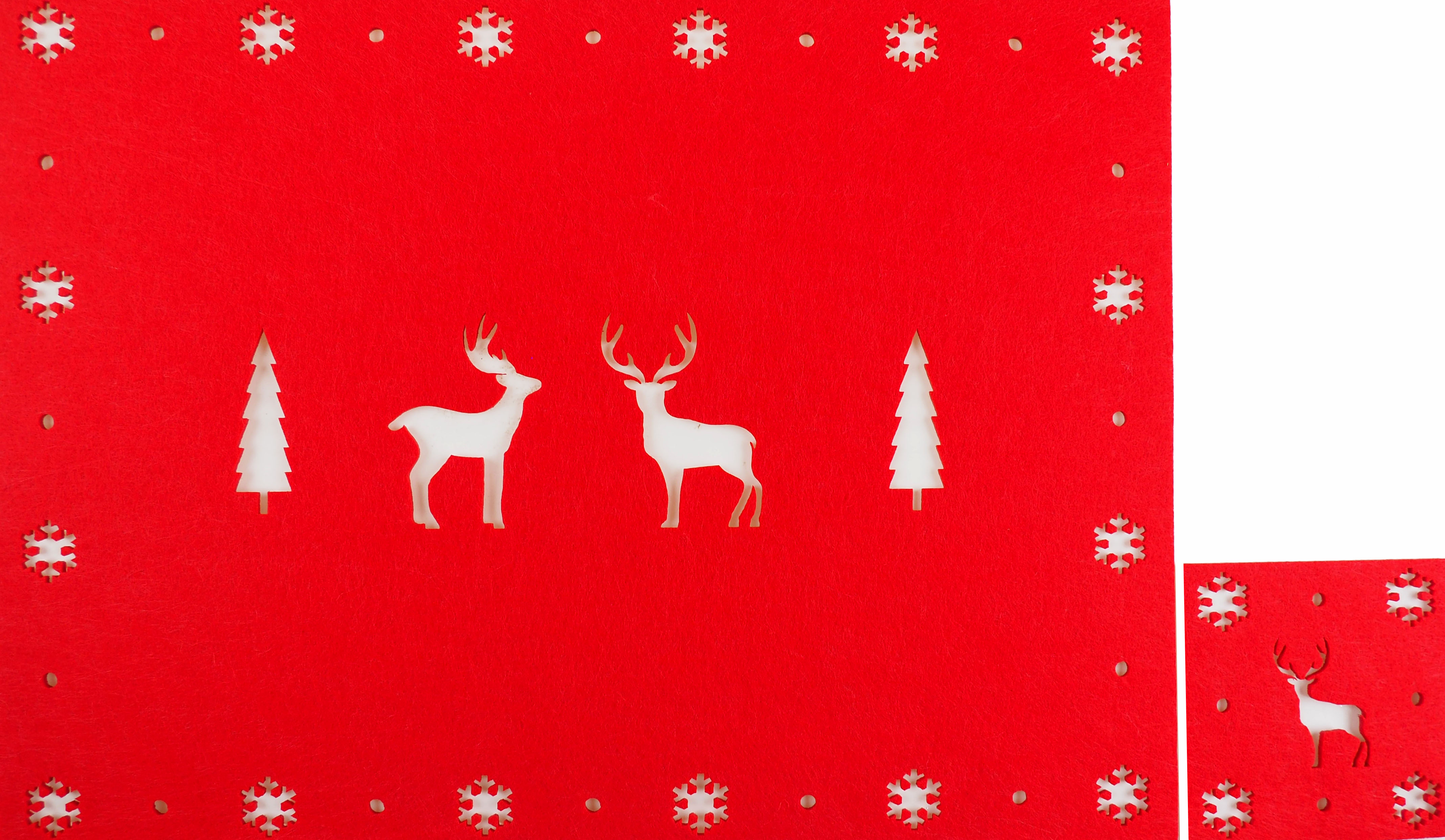 Red Felt Christmas Dinner Table 4 Reindeer Placemats and 4 Matching Coasters