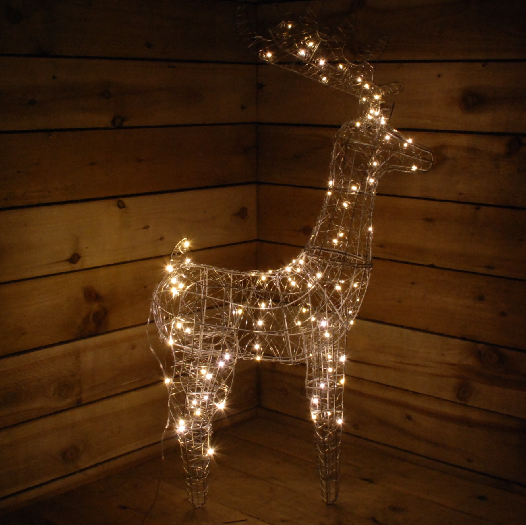 104cm Metal Wire Frame Christmas Reindeer Decoration Lit with 96 Warm