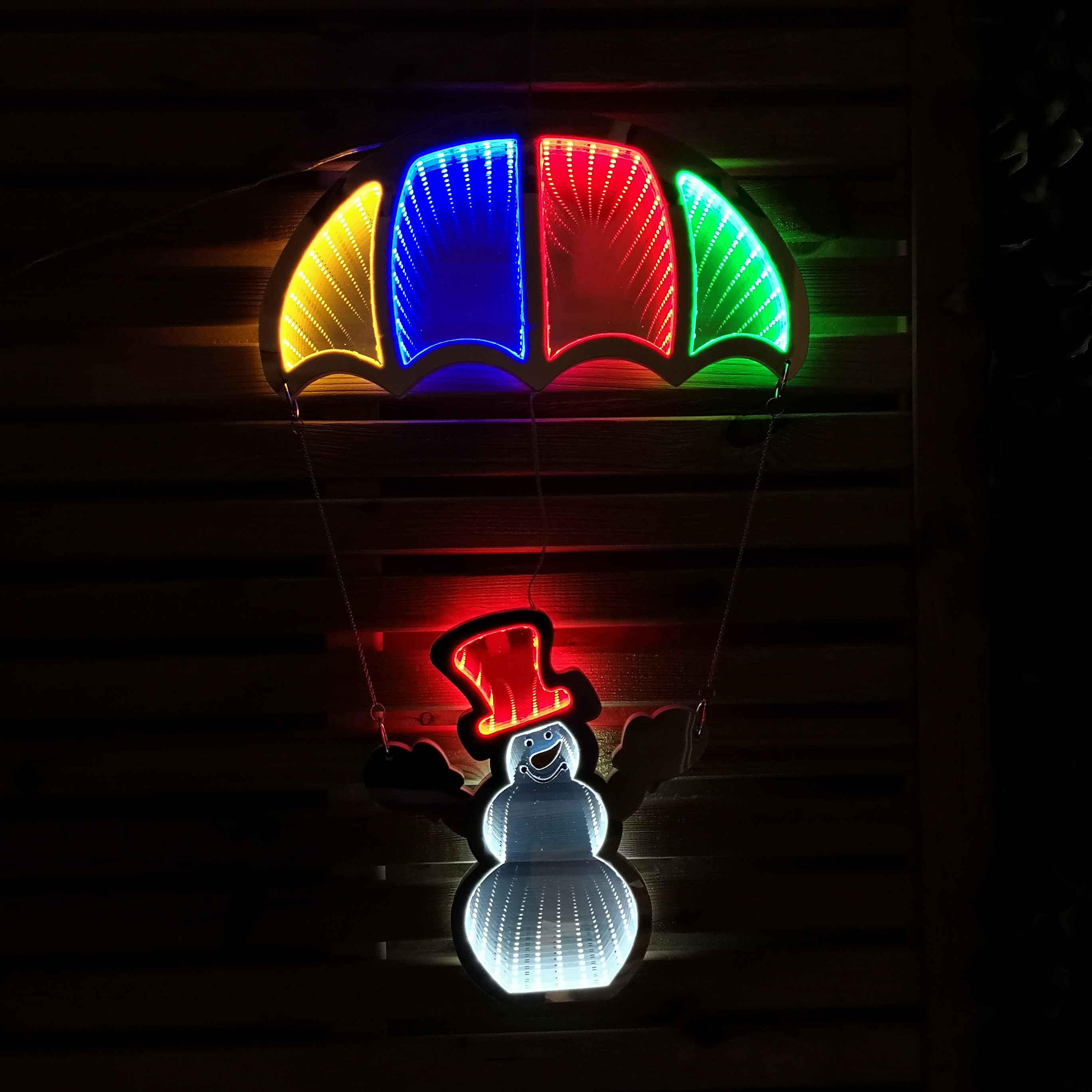 Choice of 32 Designs of LED Light Up Christmas Infinity Light Decorations - Picture 10 of 32