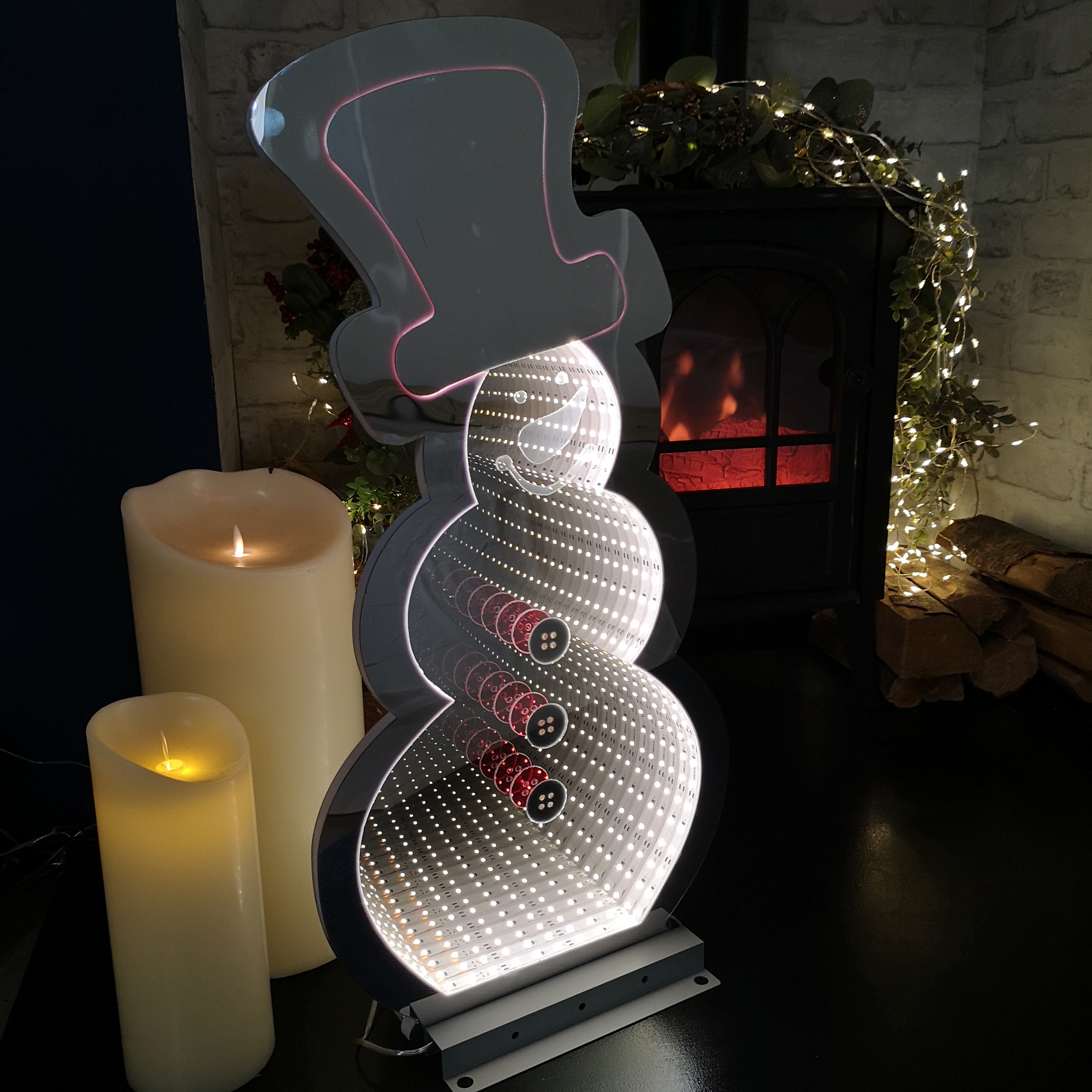 Choice of 32 Designs of LED Light Up Christmas Infinity Light Decorations - Picture 9 of 32