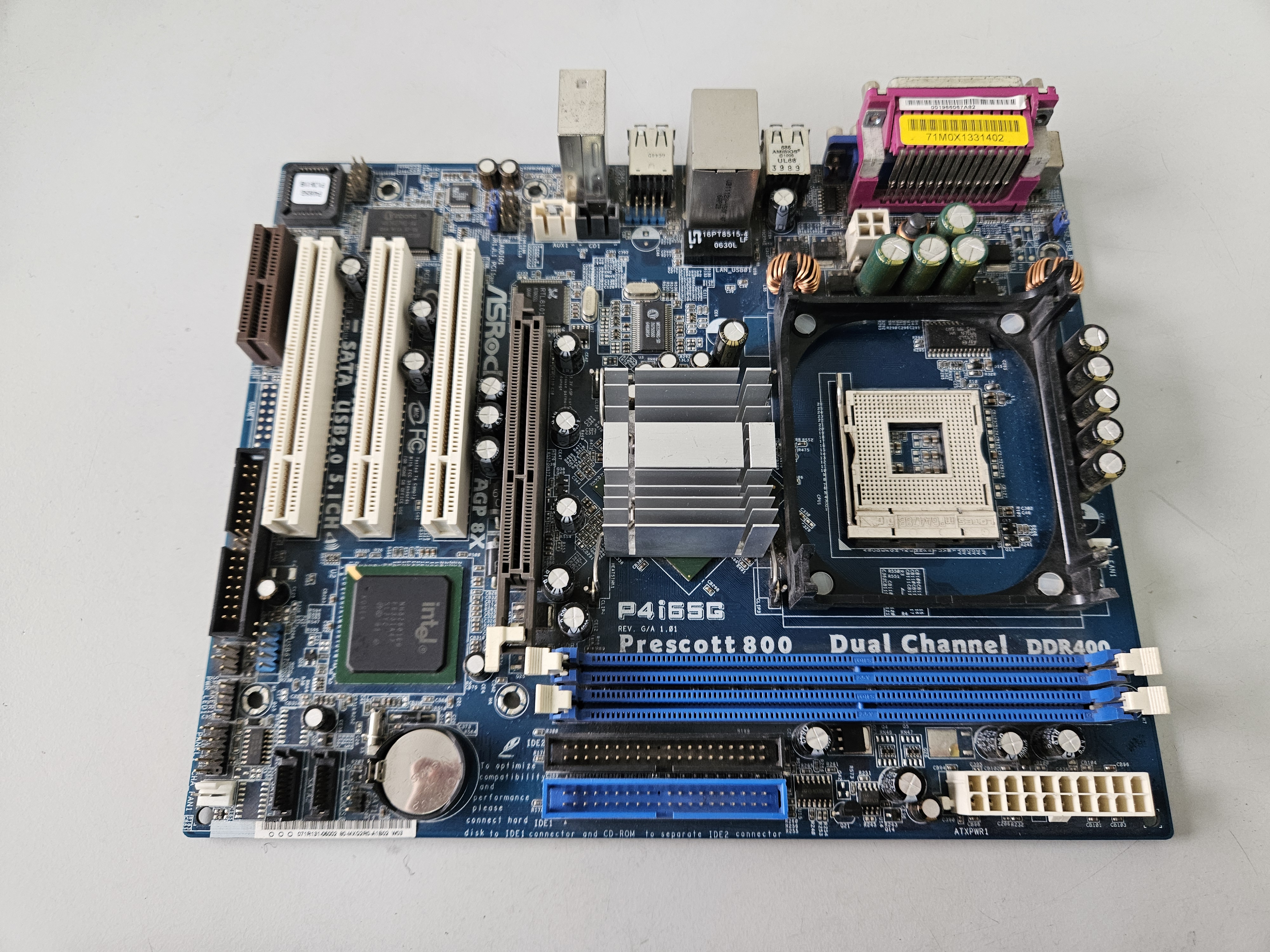 ASRock P4i65G 478 865G Micro-ATX