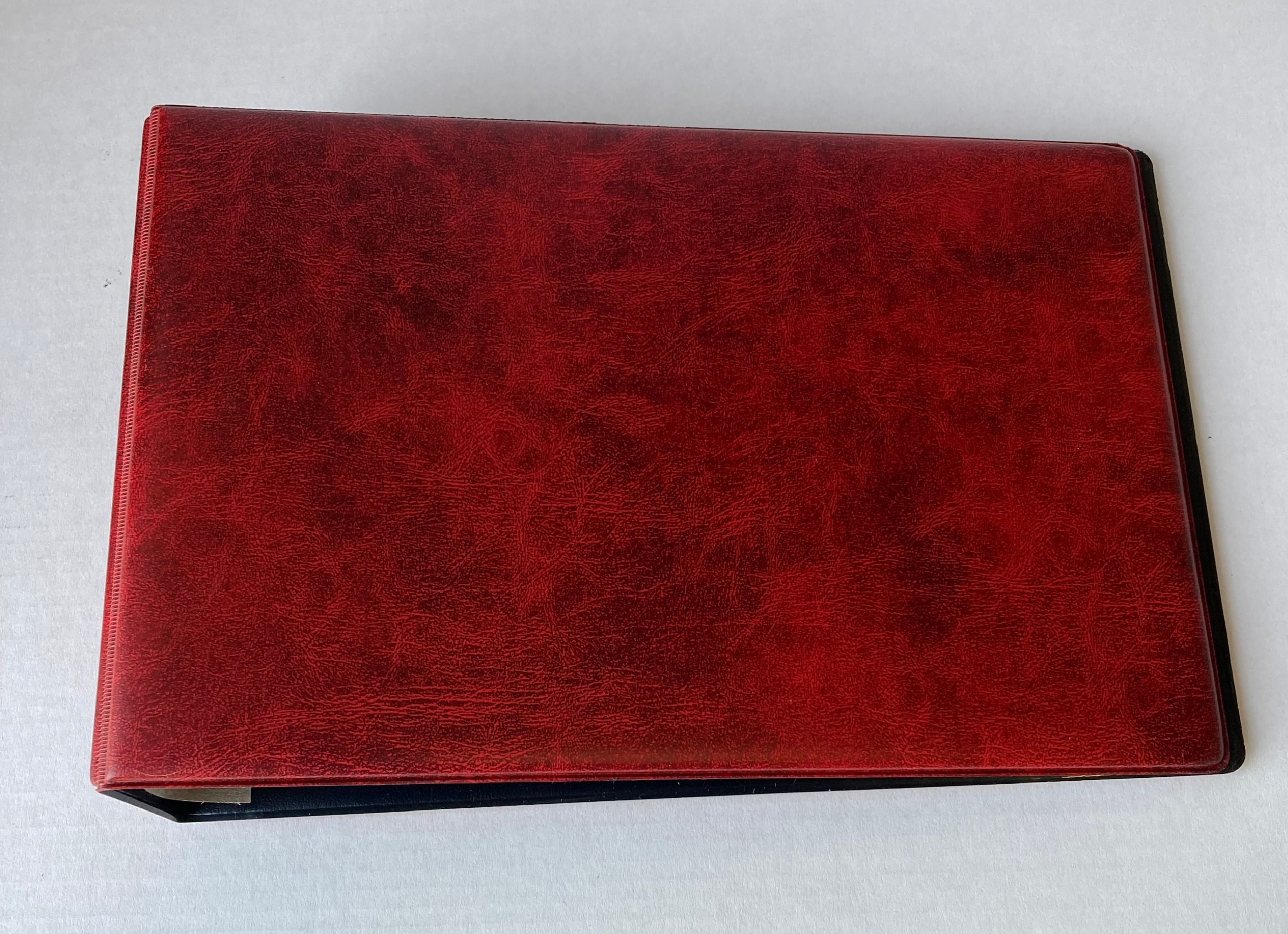 Glen cigarette card album and slipcase with 10 10 pocket pages - Picture 11 of 18