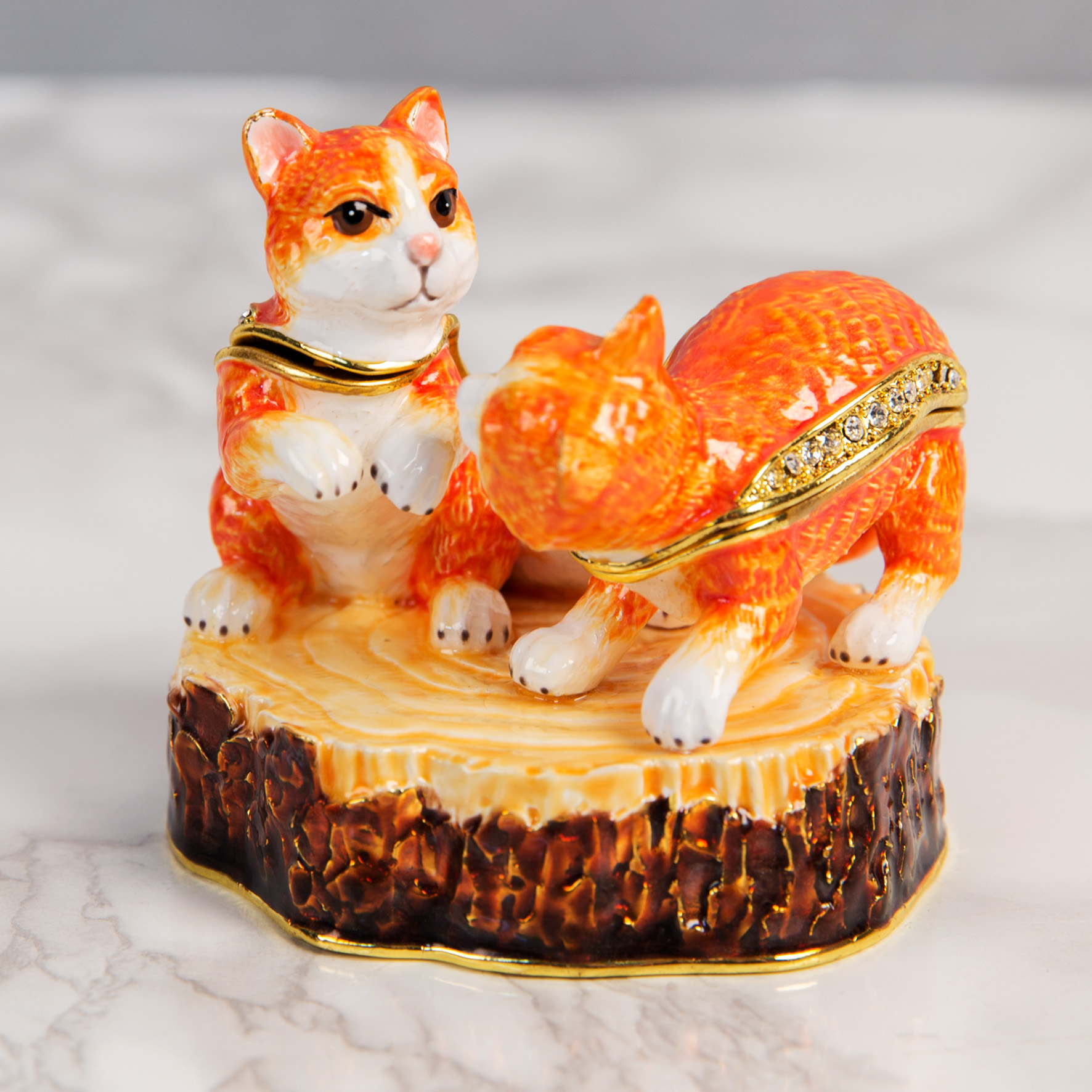 Squirrels on a Log Trinket Keepsake Box Ornament Figurine