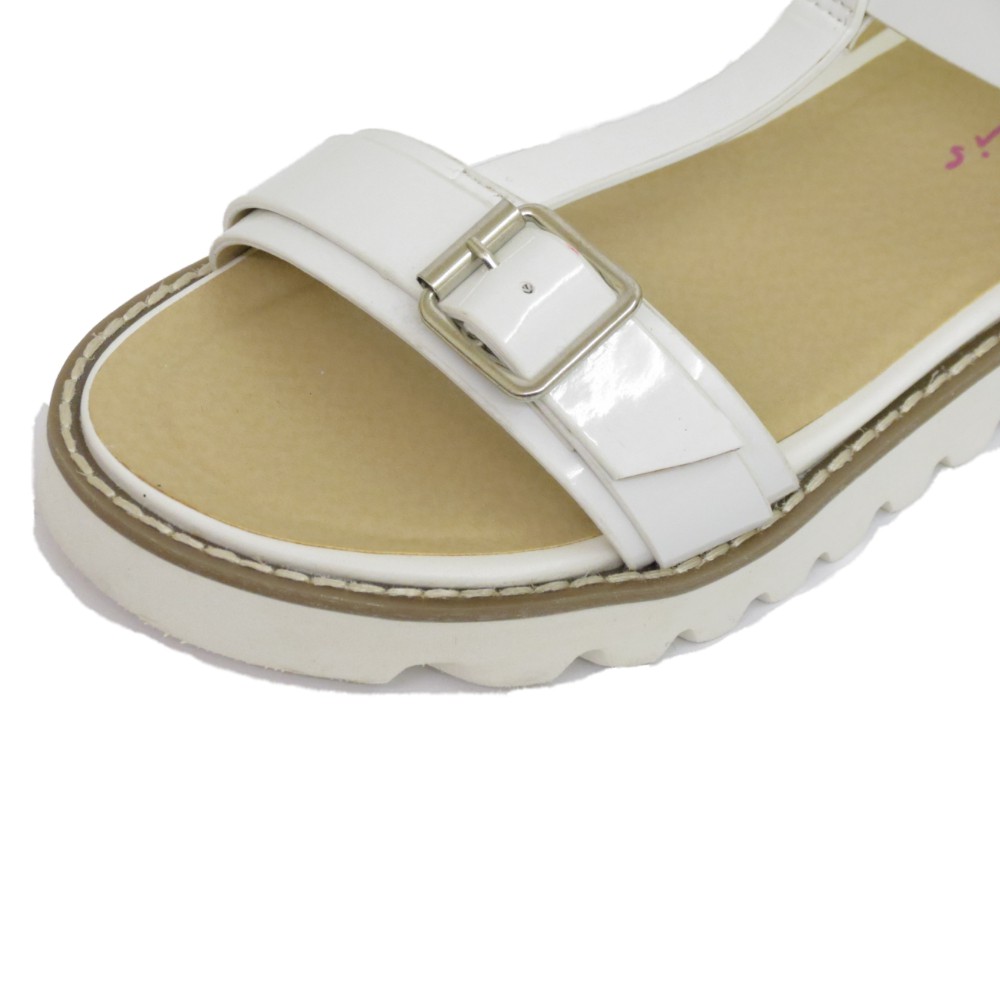 white flip flop sandals for women