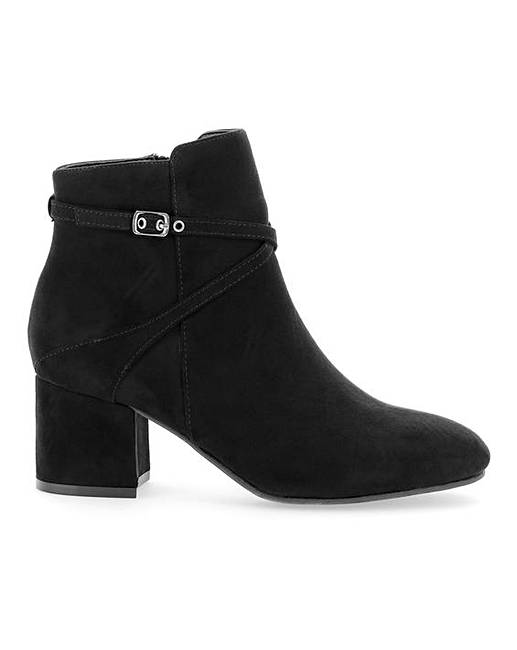 womens wide boots low heel