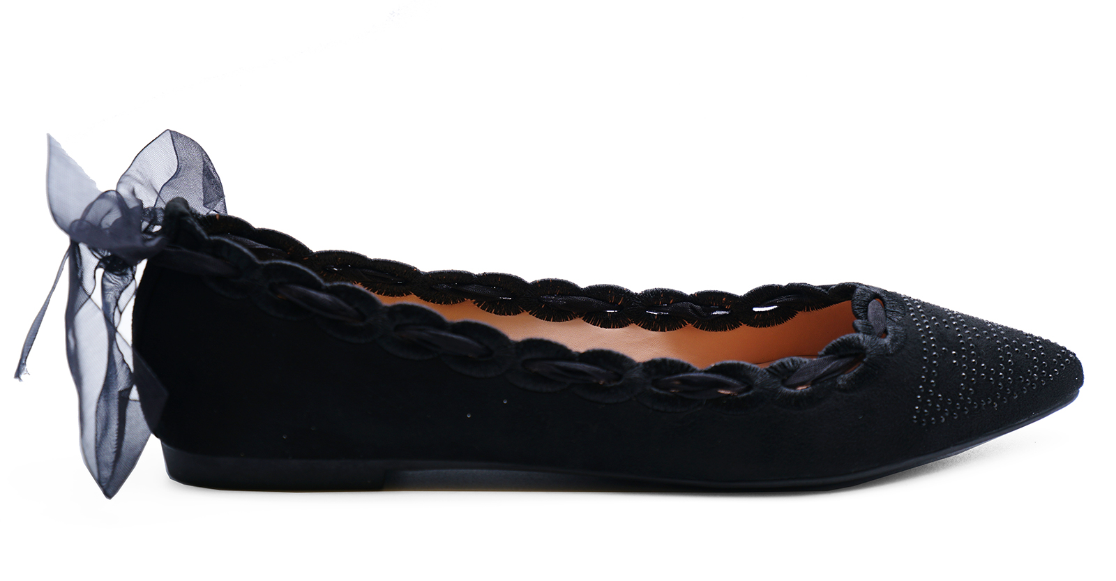 flat black pointy shoes