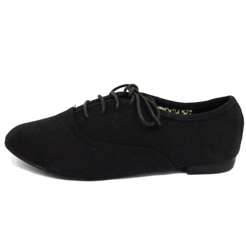 black lace up canvas pumps