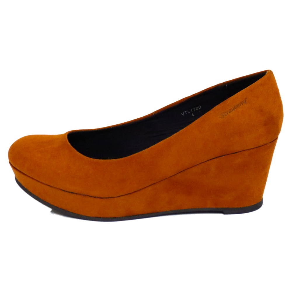 womens tan pumps