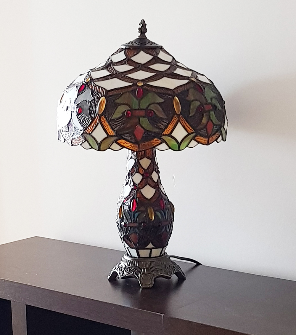 Tiffany Stil Tisch Lampe Schöne Glas Und Polyresin Mit