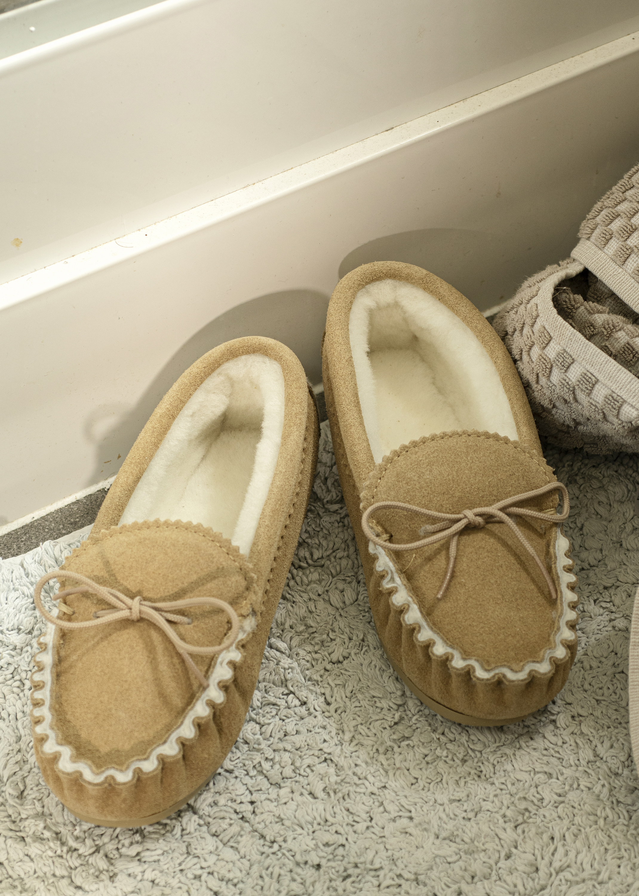 Lambland moccasins hotsell