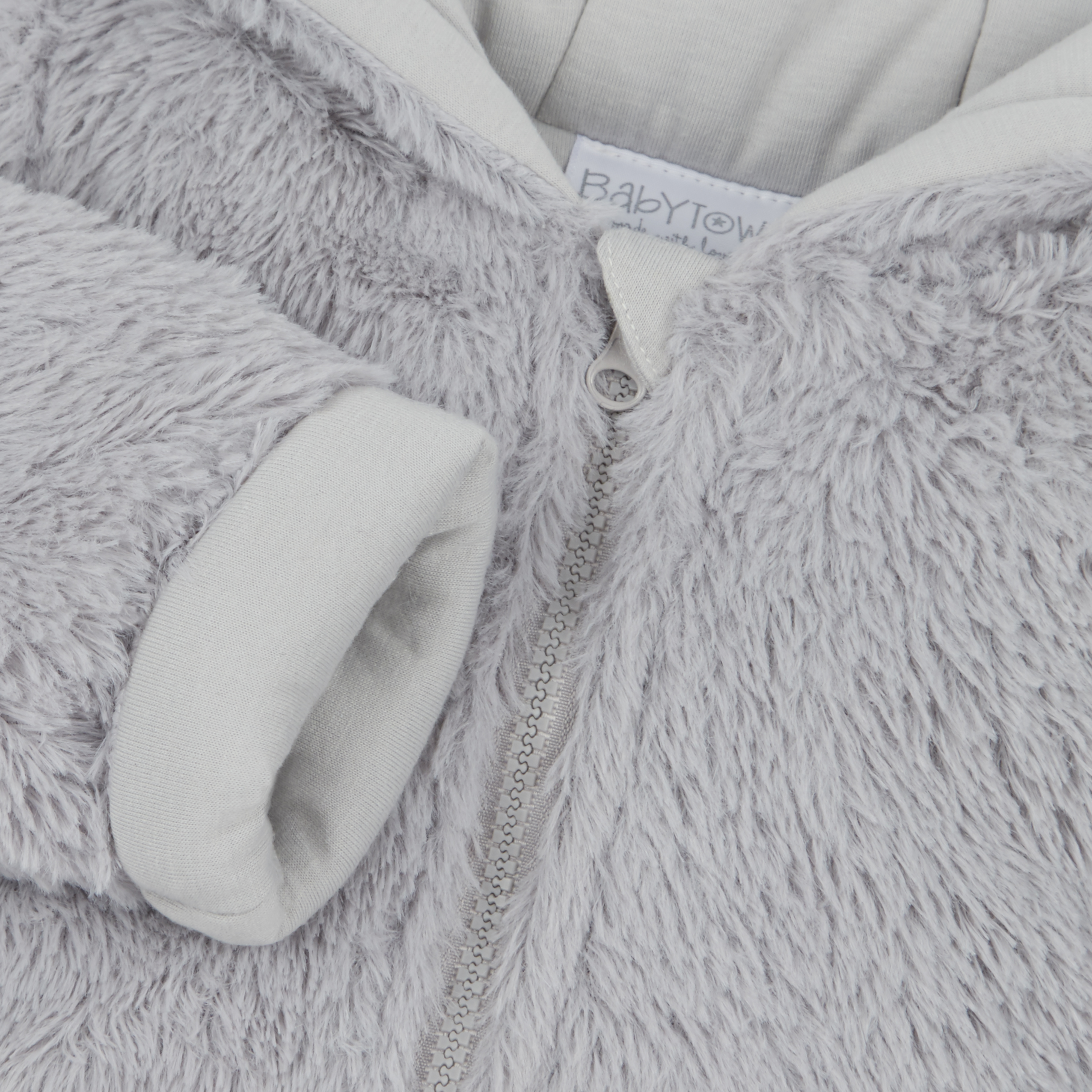 fluffy hood puffer jacket