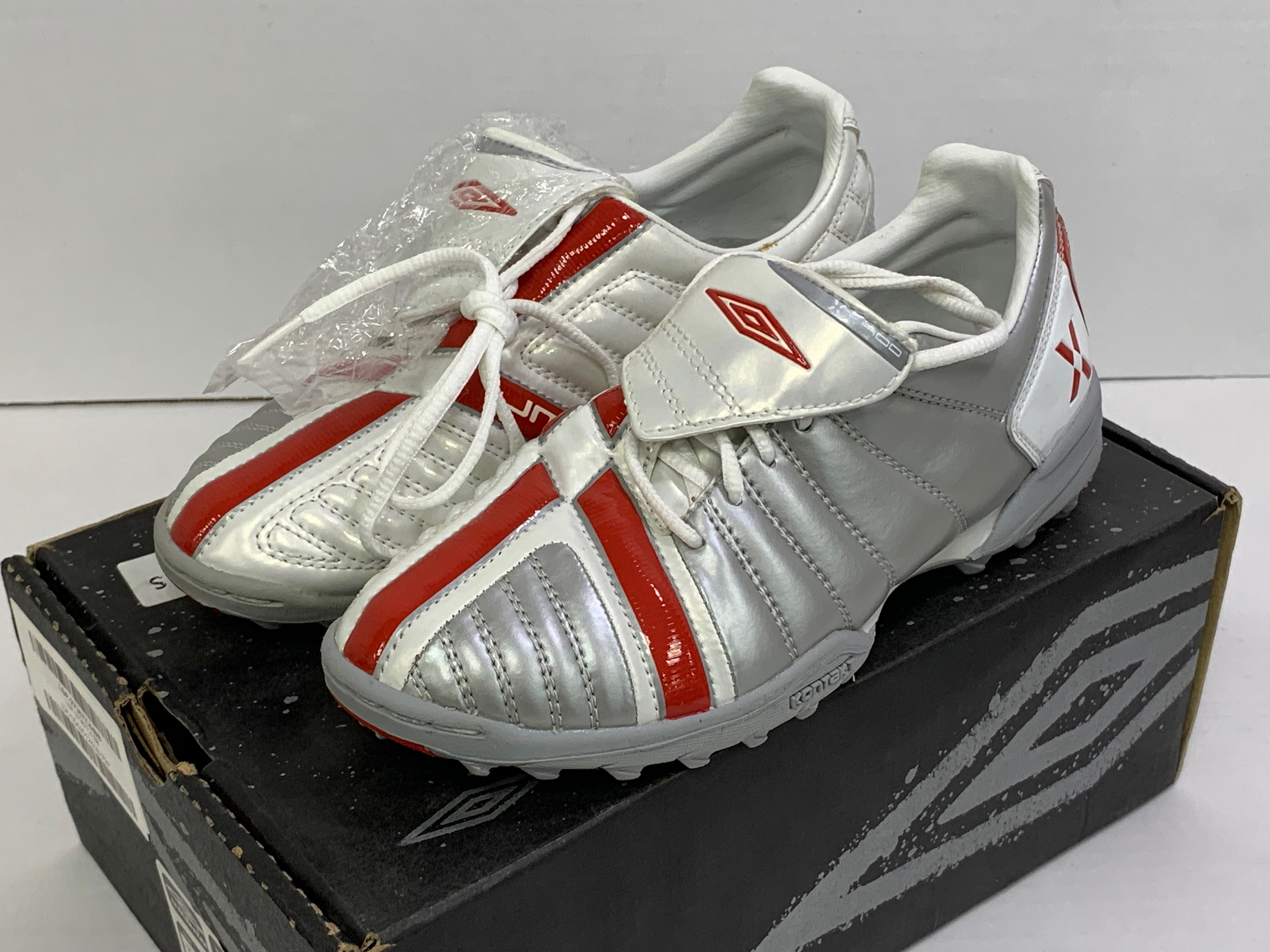 Football boots 2025 under 400