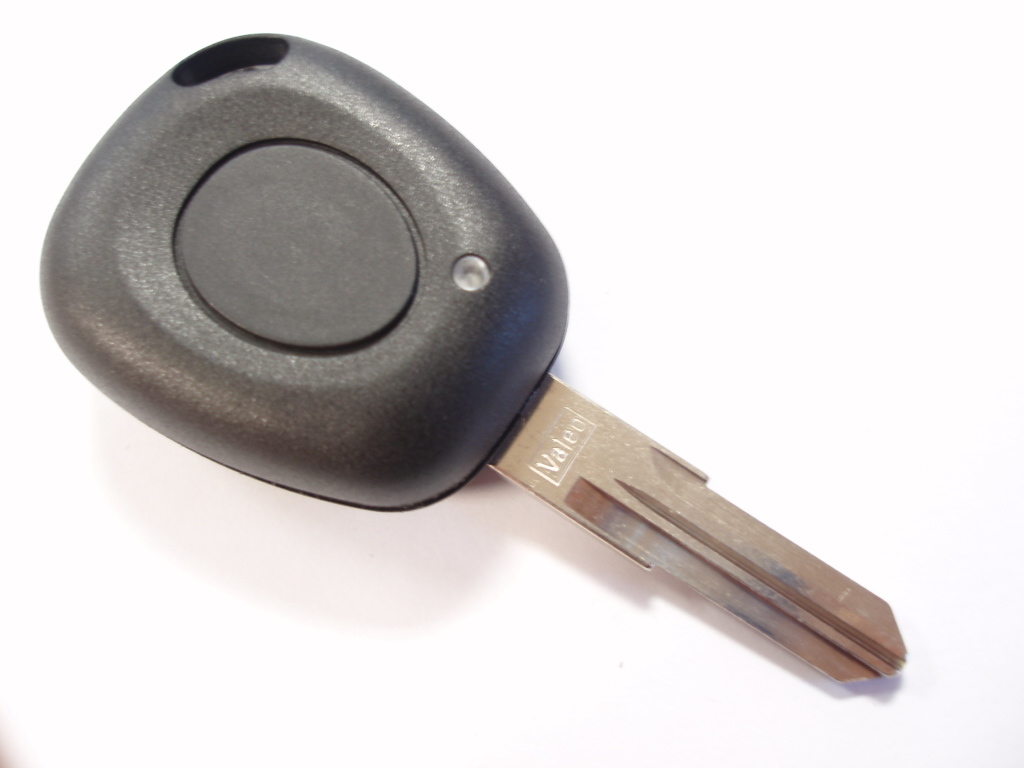 Come Programmare Il Telecomando Della Chiave Della Renault Clio (con Video - Foto 2