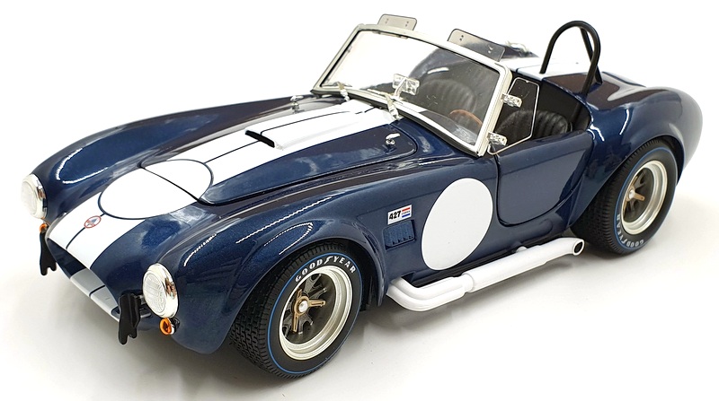 Kyosho 1/18 Scale Diecast 08047DBL - Shelby Cobra 427 S/C - Dark Blue