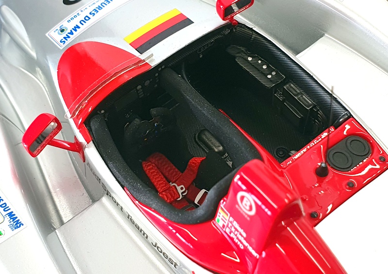 Top Marques 1/18 Scale TOP106A Audi R8 NR.8 Le Mans 2000 - Silver