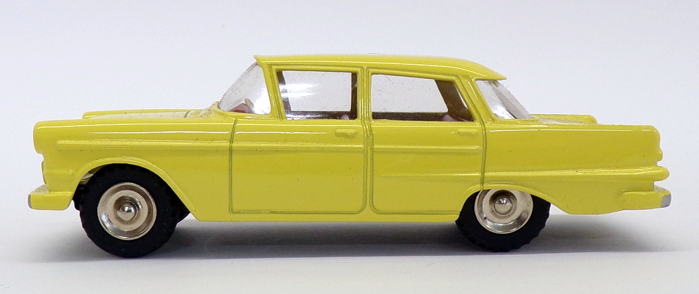 Atlas Editions Dinky Toys Model Car 177 - Opel Kapitan - Yellow