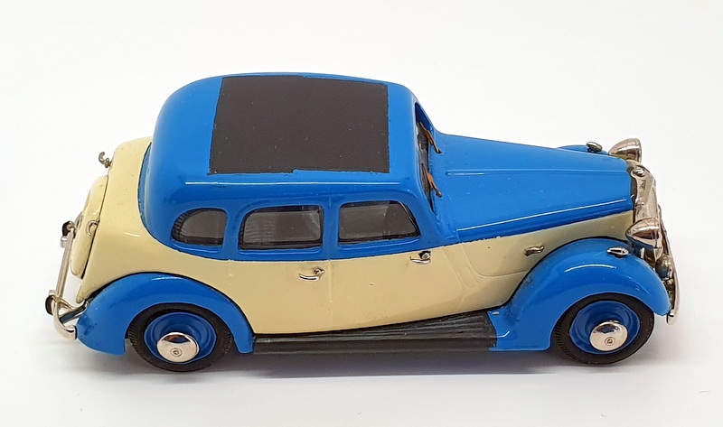 Somerville 1/43 Scale Built Kit 148 - 1937 Rover P2 (6 Light) - Blue/Cream