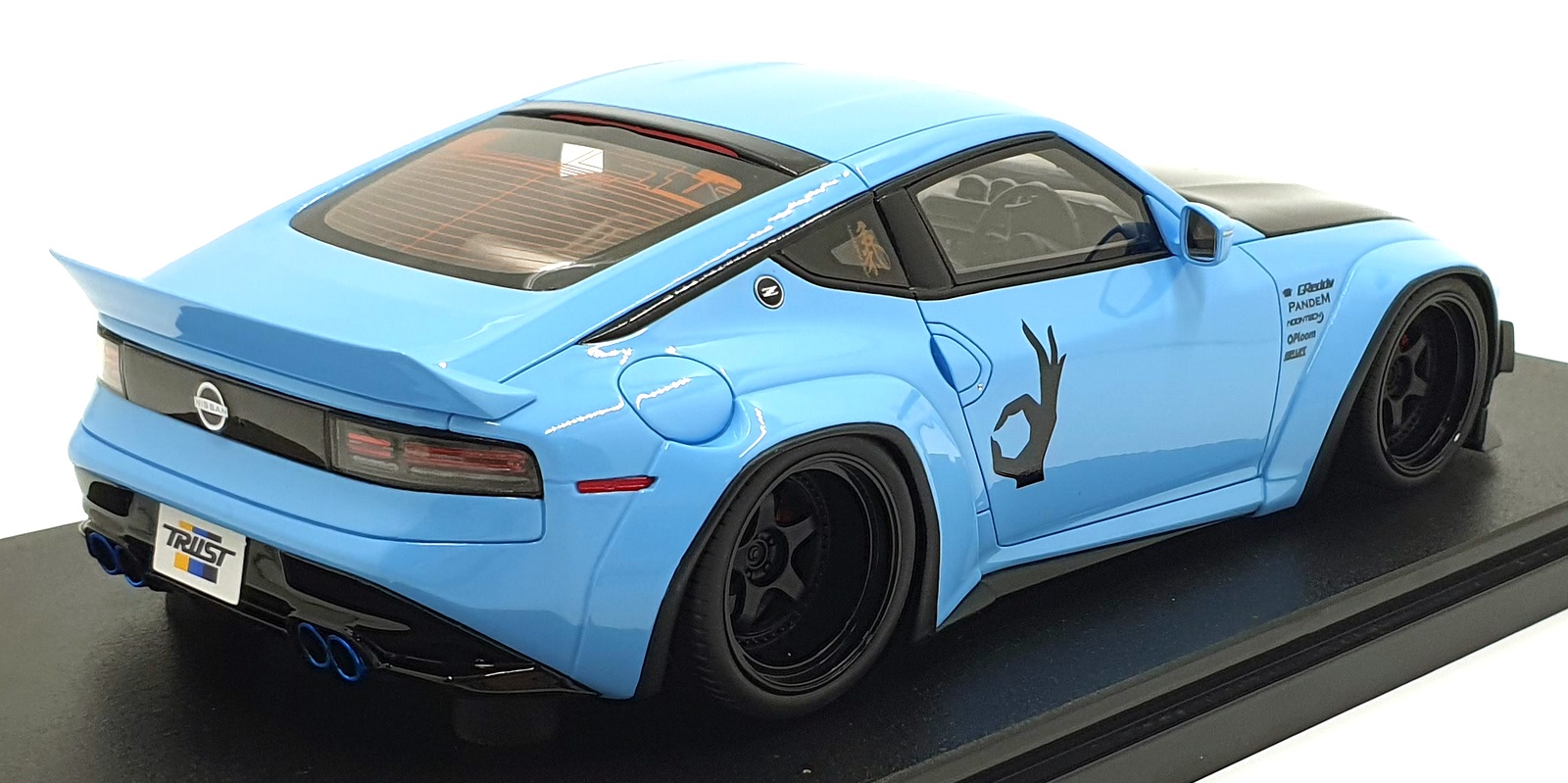 GT Spirit 1/18 Scale Resin GT943 - PANDEM Nissan Fairlady Z - Lt