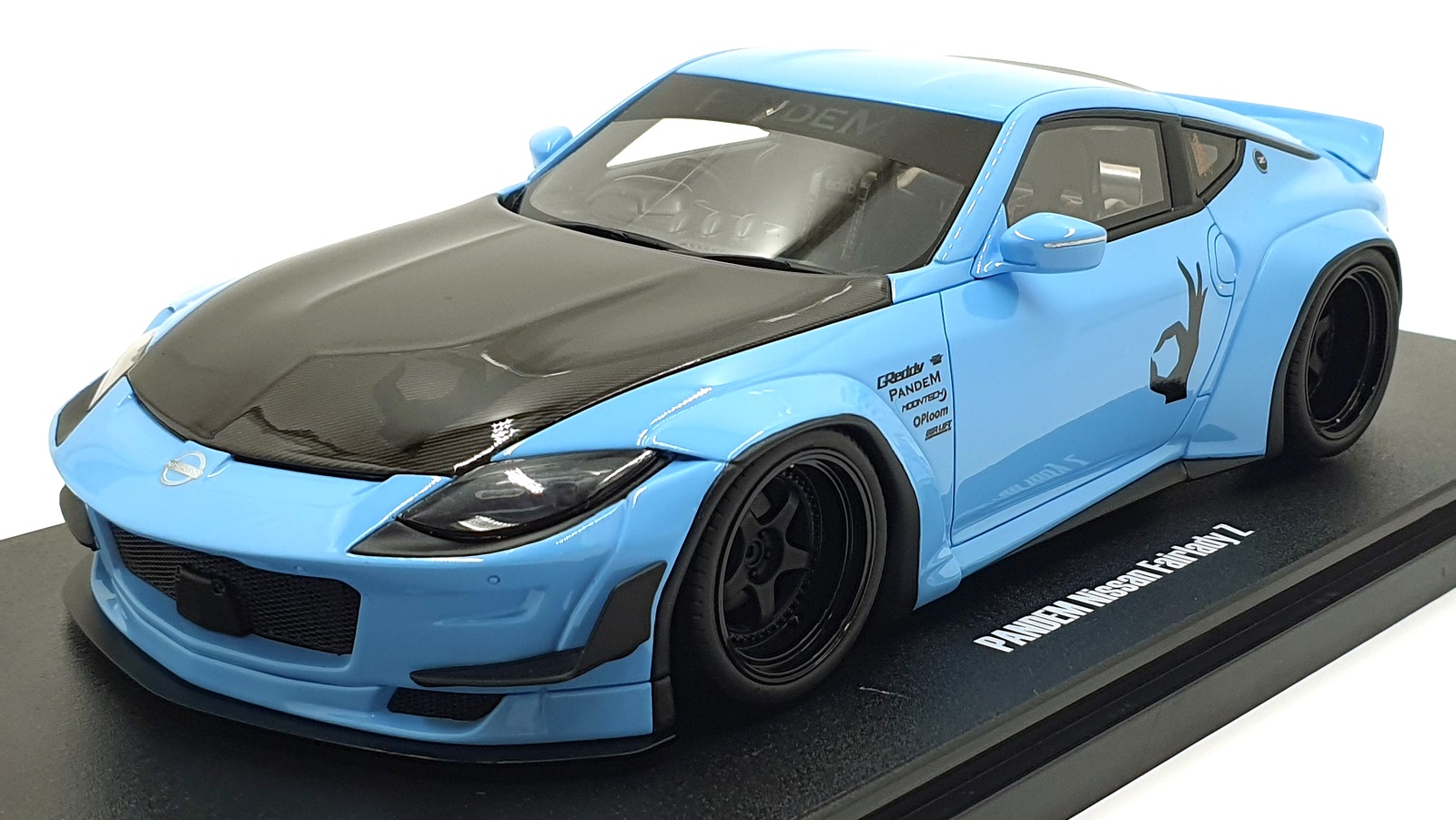 GT Spirit 1/18 Scale Resin GT943 - PANDEM Nissan Fairlady Z - Lt