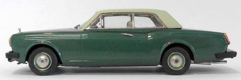 1974 Rolls Royce Corniche Verde Automático Volante à direita em Reino