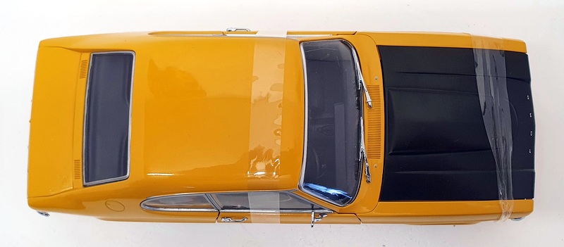 Minichamps 1/18 Scale Diecast 150 089070 - '70 Ford Capri RS