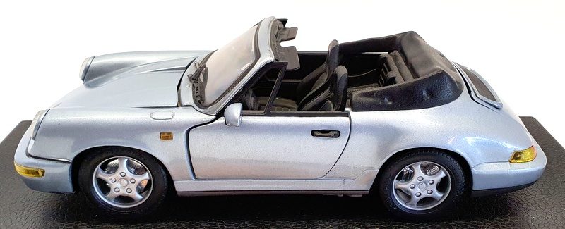 Anson 1/18 Scale Model Car 30309-W - Porsche 911 Carrera 4