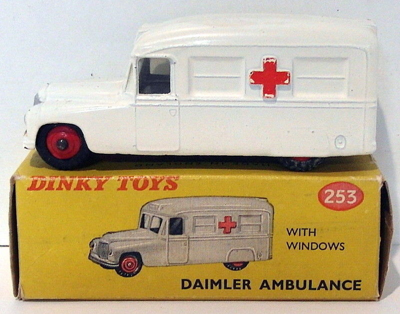 Vintage Dinky 253 - Daimler Ambulance - White Variant 2