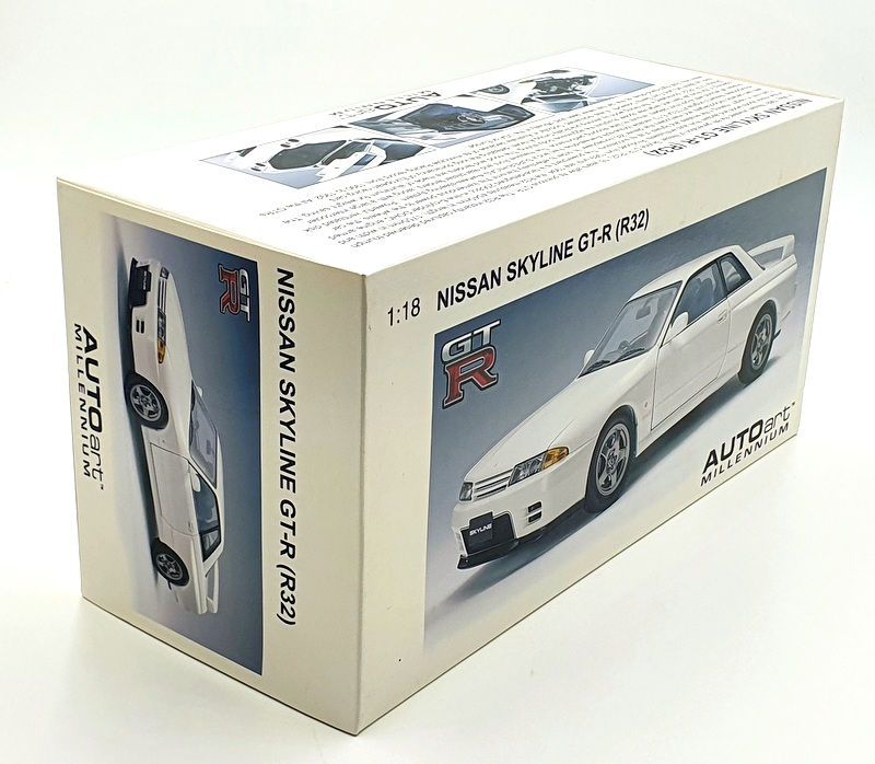 Autoart 1/18 Scale Diecast 77342 - Nissan Skyline GT-R R32 - Crystal White