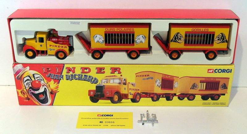 Corgi 1/50 Scale Diecast 16801 - Scammell Highwayman & 2 Cage Trailers - Pinder