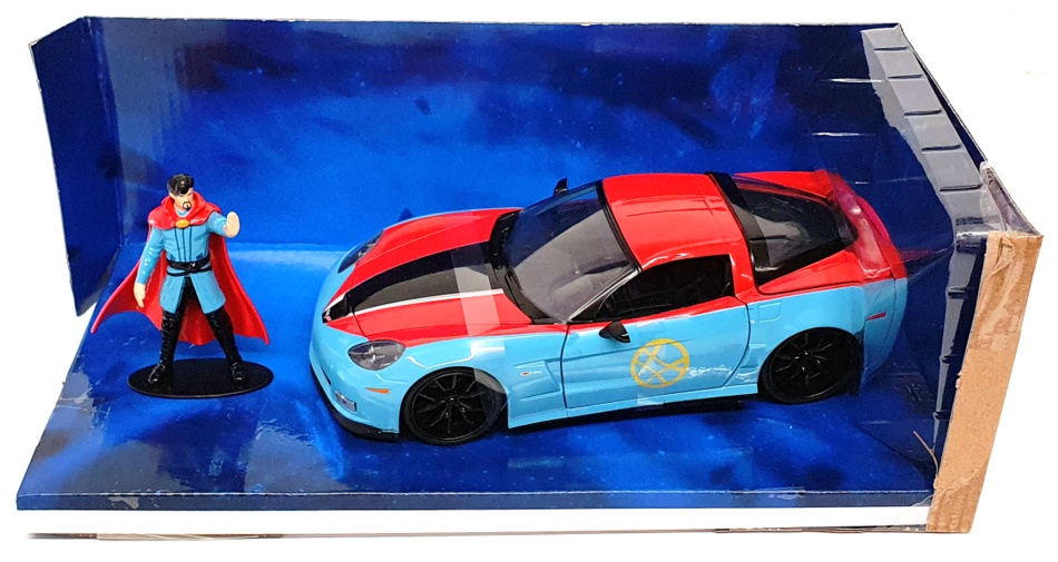 JADA Toys 1/24 – Chevrolet Corvette 2006 Avec Figurine Dr Strange – Bleu