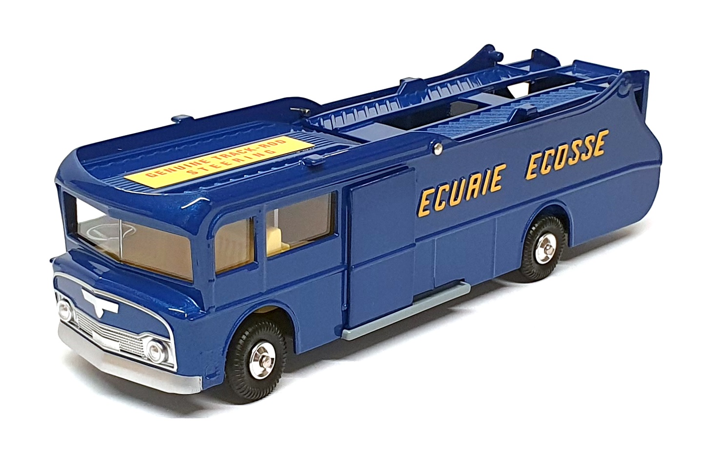 Corgi 1/48 Scale Reissue 1126 CD54321065 - Ecurie Ecosse Racing Car Transporter Corgi 1/48 Scale Reissue 1126 CD54321065 - Ecurie Ecosse Racing Car Transporter