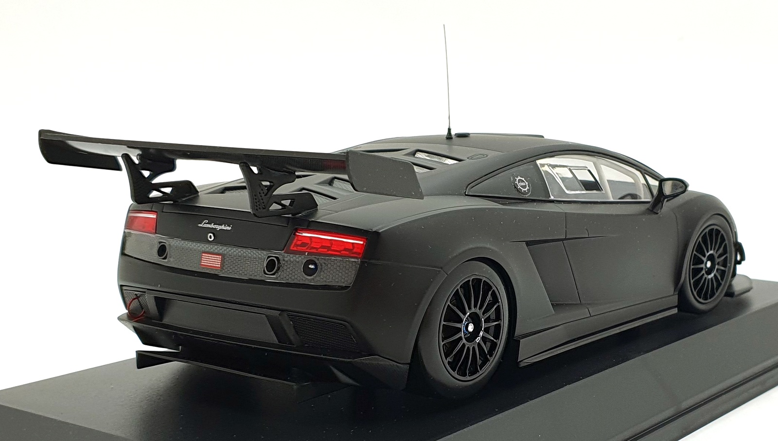 Minichamps 1/18 Scale - 151 111100 Lamborghini Gallardo LP600 GT3 - Matt Black Minichamps 1/18 Scale - 151 111100 Lamborghini Gallardo LP600 GT3 - Matt Black