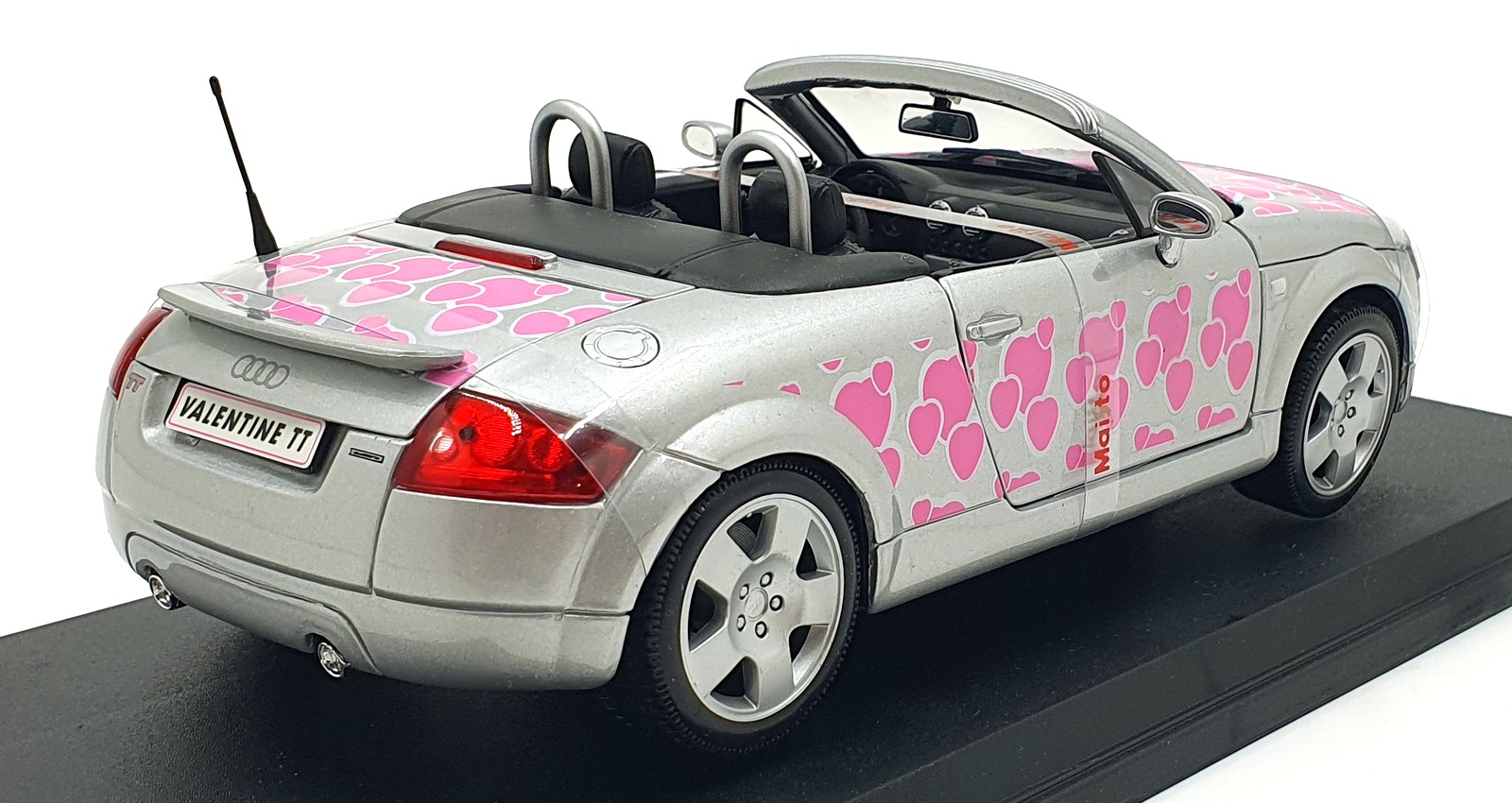 Maisto 1/18 – Audi TT Roadster Cabriolet – Gris – Collection Spéciale 31878