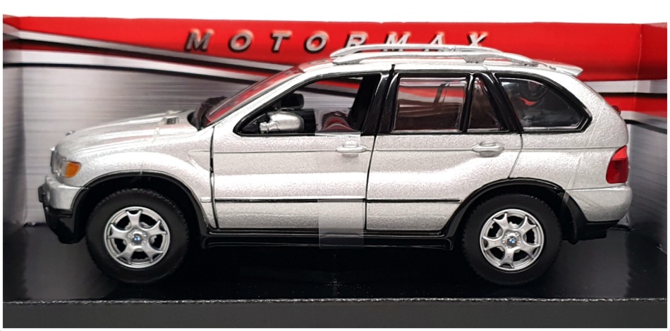 Motormax 1/24 Scale Diecast 73254 - BMW X5 - Silver