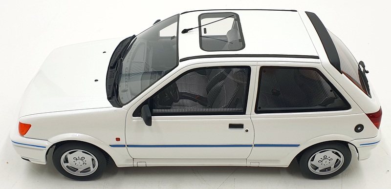 Otto Mobile 1/18 Scale Resin OT967 - Ford Fiesta XR2i - White