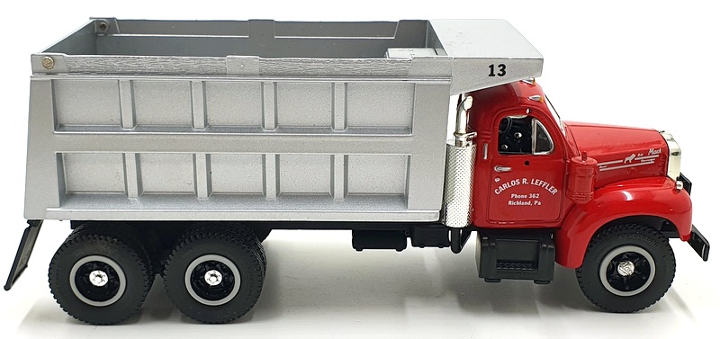 First Gear 1/34 Scale 18-1899 - 1960 B61 Mack Dump Truck Carlos R