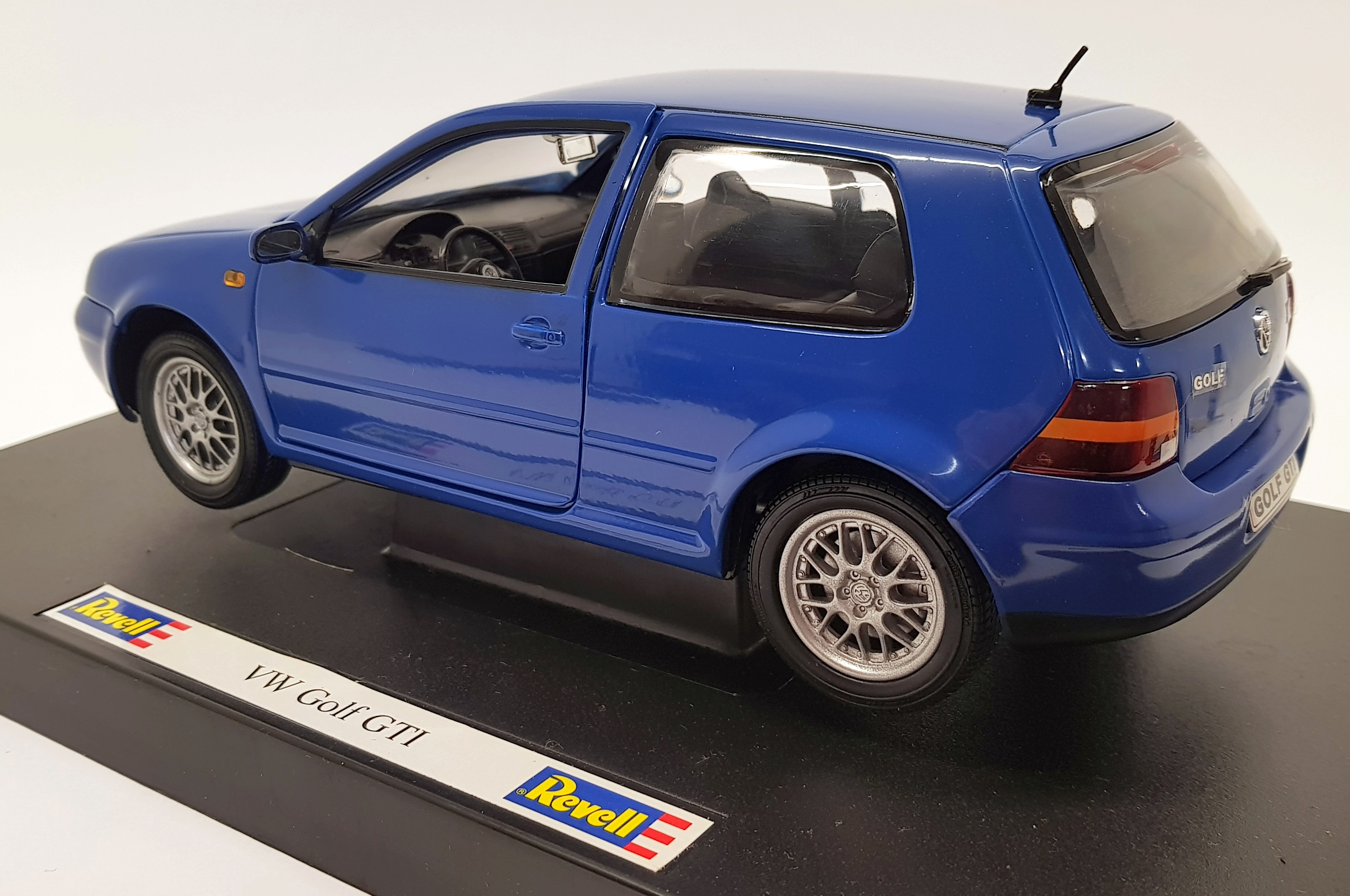 Awm VW Bora azul