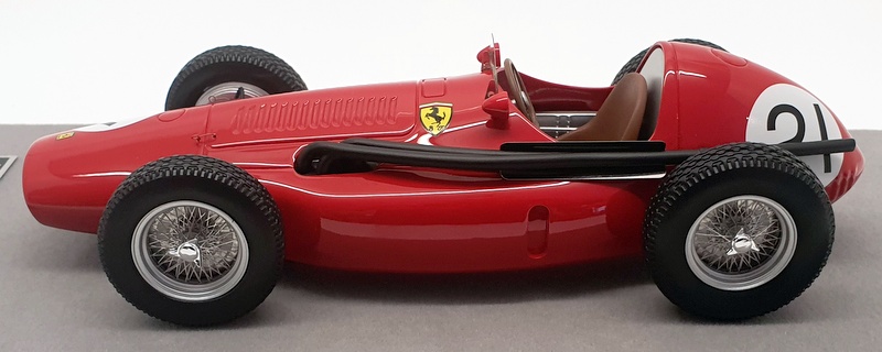 Tecnomodel 1/18 TM18150D - 1954 Ferrari 553 Squalo Silverstone Trophy Ltd 90 pcs Tecnomodel 1/18 TM18150D - 1954 Ferrari 553 Squalo Silverstone Trophy Ltd 90 pcs