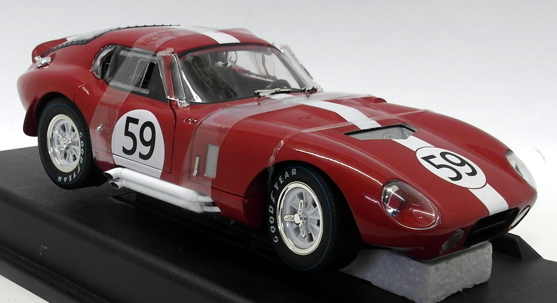 1965 Shelby AC Cobra 427 Course en 1 18 Echelle par CMR