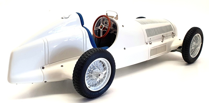 CMC 1/18 Scale Model Car M-065 - 1934 Mercedes Benz W25 - White | eBay