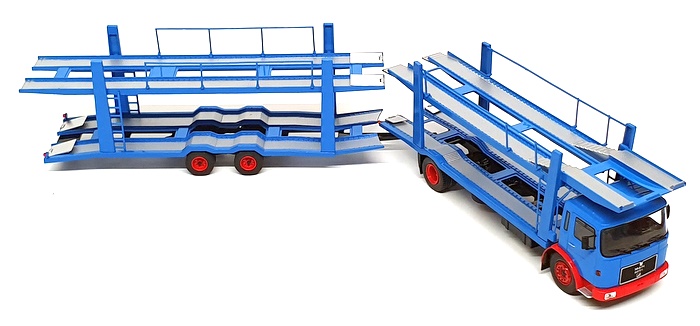 Ixo Models 1/43 Scale Diecast TTRX034 - MAN F7 Car Transporter