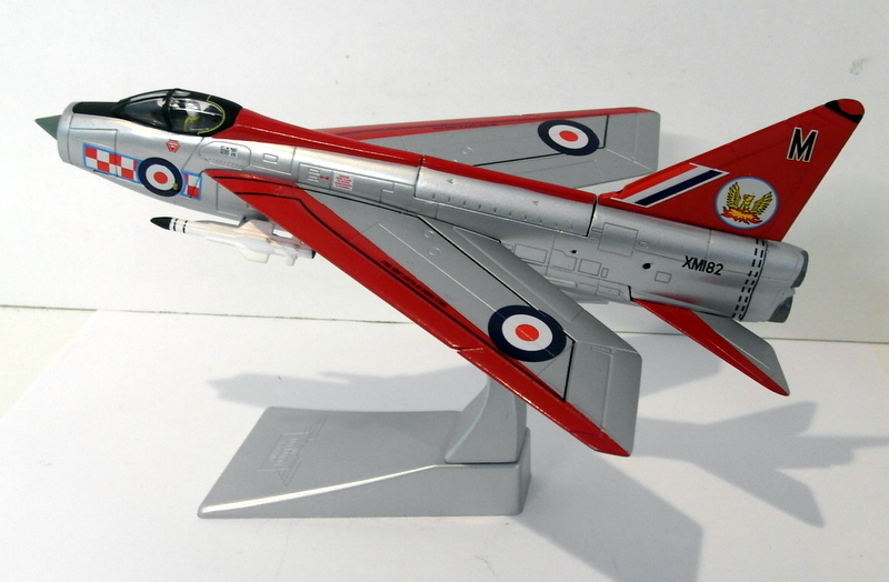 1/72 Scale Model 49401 EE Lightning F1A 56 Sqn Firebirds 1962 eBay