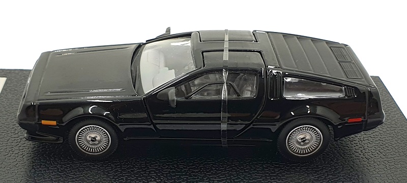 Vitesse 1/43 Scale 24002 - 1981 De Lorean DMC 12 Coupe - Black Vitesse 1/43 Scale 24002 - 1981 De Lorean DMC 12 Coupe - Black