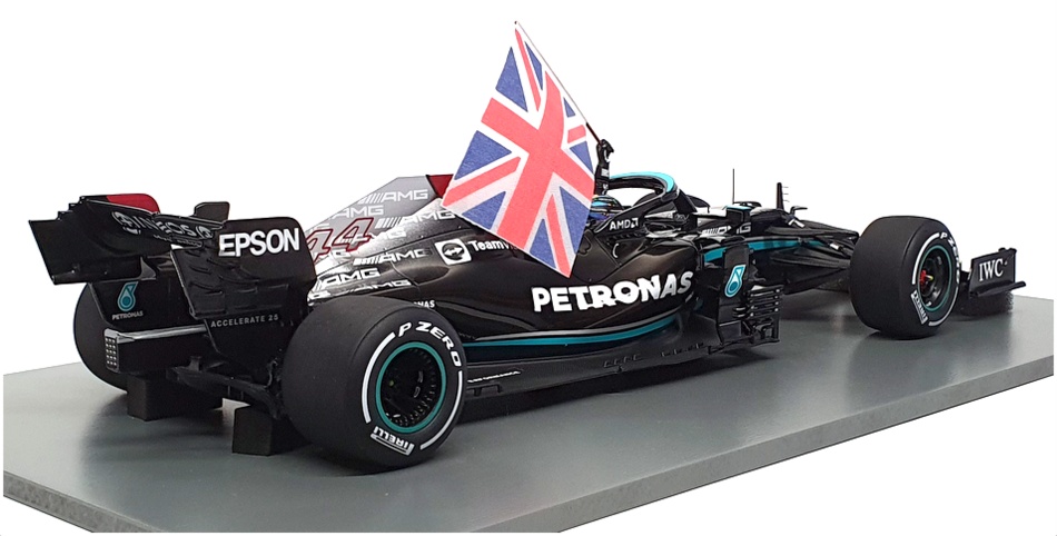 Spark 1/18 Scale 18S599 - F1 Mercedes AMG Winner British GP 2021 L. Hamilton