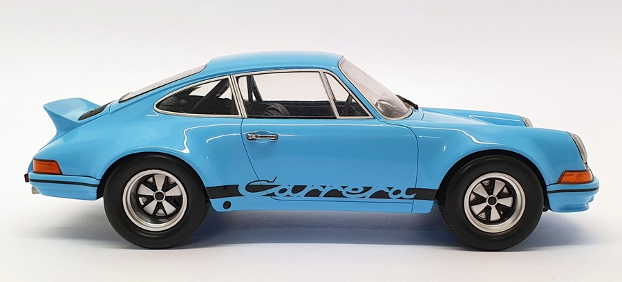 Minichamps 1/18 Scale 107 065021 - Porsche 911Carrera RSR Blue + Display Case