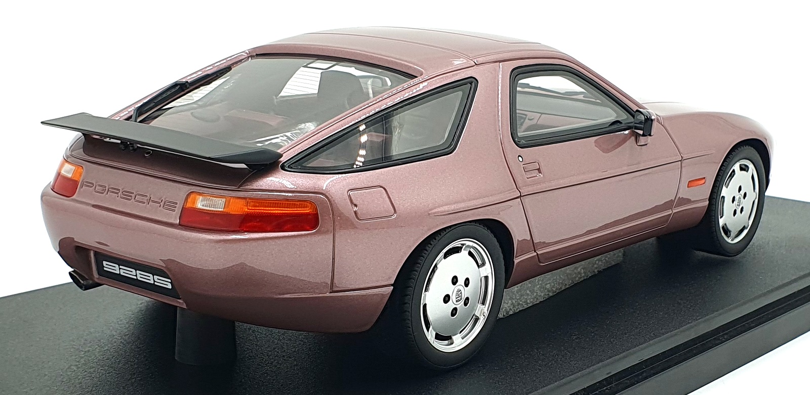 GT Spirit 1/18 Scale Resin GT524 - Porsche 928 S4 - Rose | eBay