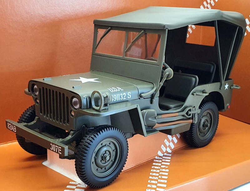 UT Models 1/18 Scale Model Jeep 149001 Willys Jeep