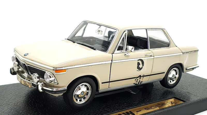ミニカー ANSON       2002turbo Anson Racing BMW 2002 Turbo 1:18 Scale Diecast Model Paint Rash