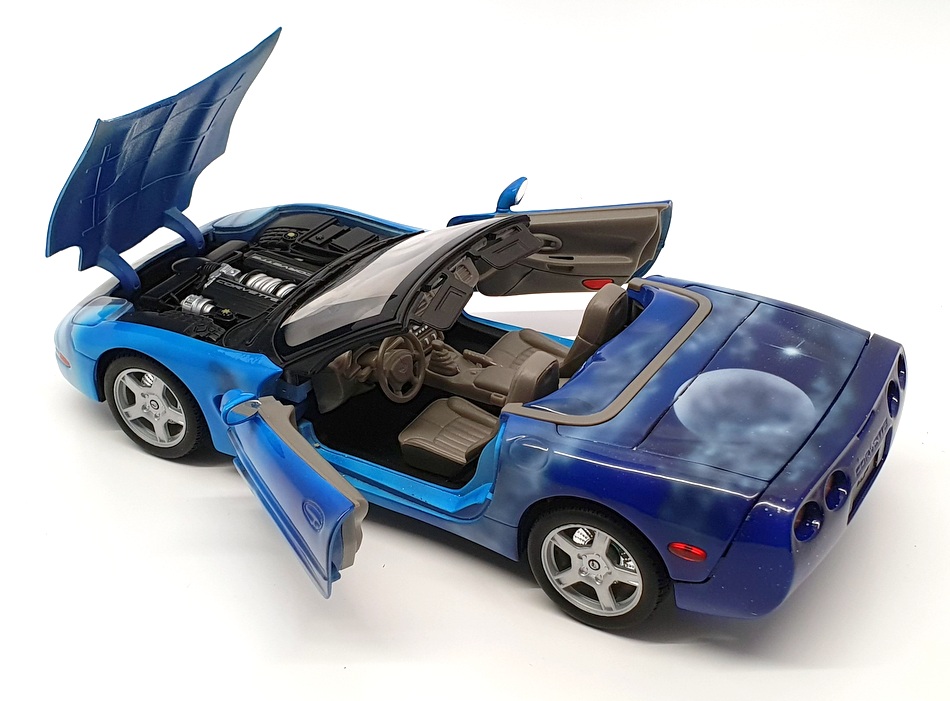 Welly 1/18 Scale Diecast 171021Q - 1999 Chevrolet Corvette - Blue